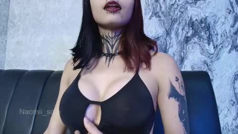 Snapshot of naomii_soto chatting on 13, 9, 2025 Naomi online show from 13, 9, 2025
