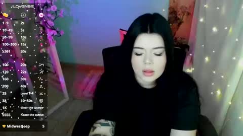 Snapshot of naomivibes chatting on 9, 7, 2026 Naomi online show from 9, 7, 2026