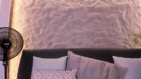 I am Naomy online show from 27, 2, 2026