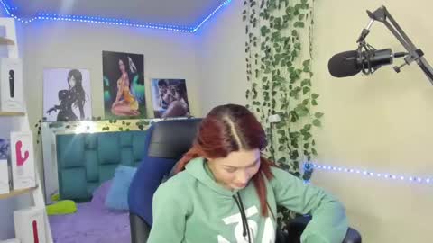 naomy online show from 18, 12, 2024