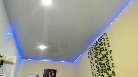 naomy online show from 13, 1, 2025