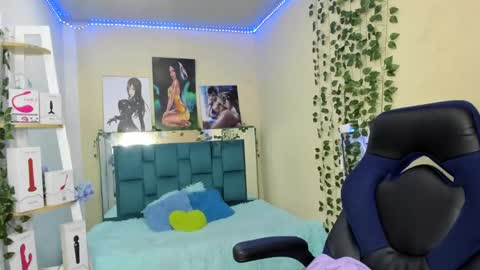 naomy online show from 27, 2, 2025