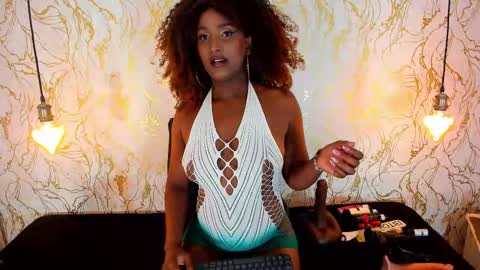 Naomy online show from 2, 10, 2025