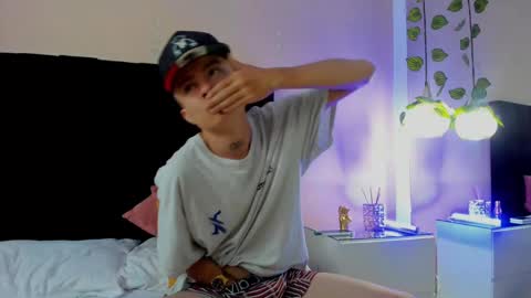 Snapshot of nascary_fox chatting on 18, 9, 2025 Nascary Fox online show from 18, 9, 2025