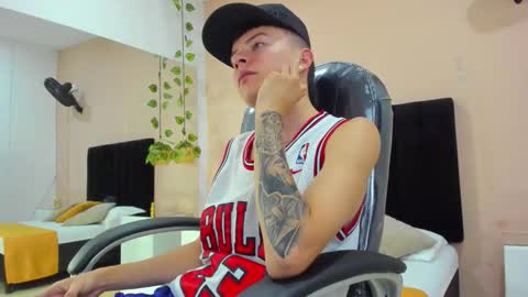 Nascary Fox online show from 2, 12, 2025