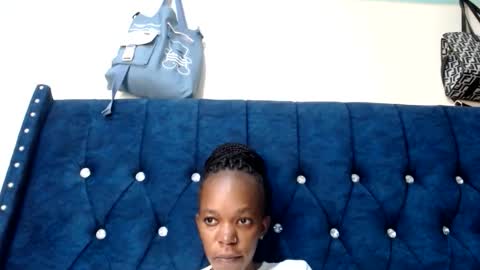 Snapshot of nasiekuu chatting on 9, 9, 2025 Mill online show from 9, 9, 2025