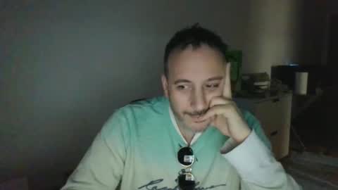 Snapshot of nassobout chatting on 19, 12, 2024 nassobout online show from 19, 12, 2024