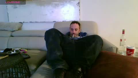 Snapshot of nassobout chatting on 5, 1, 2025 nassobout online show from 5, 1, 2025