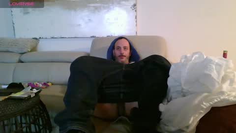 Snapshot of nassobout chatting on 5, 1, 2025 nassobout online show from 5, 1, 2025