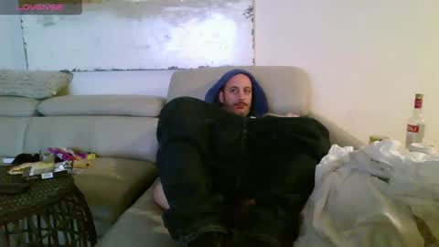 Snapshot of nassobout chatting on 5, 1, 2025 nassobout online show from 5, 1, 2025