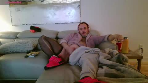 Snapshot of nassobout chatting on 31, 1, 2025 nassobout online show from 31, 1, 2025