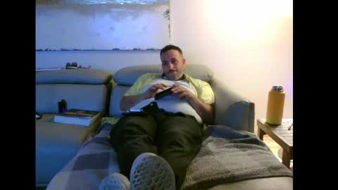 Snapshot of nassobout chatting on 18, 9, 2025 nassobout online show from 18, 9, 2025