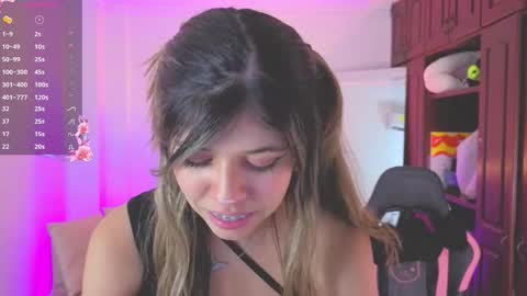 Snapshot of nataasha___ chatting on 28, 10, 2025 NATASHA online show from 28, 10, 2025