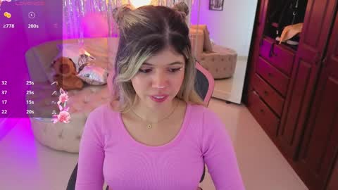 Snapshot of nataasha___ chatting on 10, 4, 2026 NATASHA online show from 10, 4, 2026