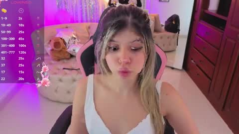 Snapshot of nataasha___ chatting on 11, 4, 2026 NATASHA online show from 11, 4, 2026