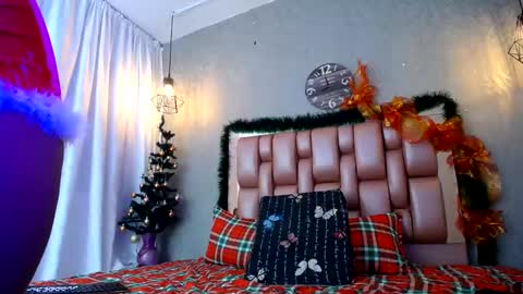 Snapshot of natali___ chatting on 23, 12, 2024 NATALI KIDMAN online show from 23, 12, 2024