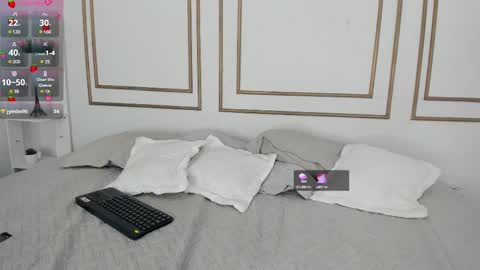 Naty  online show from 10, 2, 2025