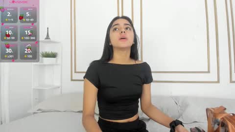 Naty  online show from 25, 2, 2025