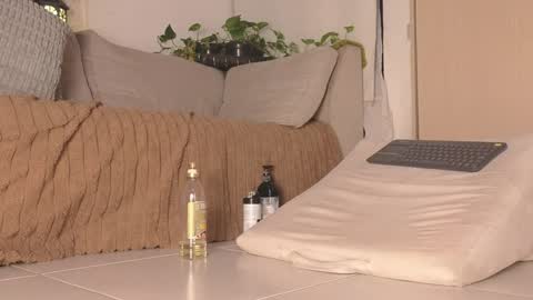 Snapshot of natalia_curlyx chatting on 2, 12, 2024 natalia_curlyx online show from 2, 12, 2024