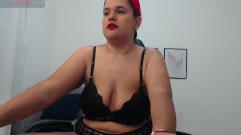 Nathalia online show from 8, 10, 2025