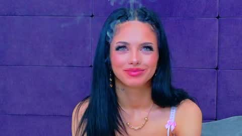 Snapshot of nataliacroft chatting on 29, 4, 2026 nataliacroft online show from 29, 4, 2026