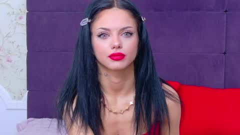 Snapshot of nataliacroft chatting on 21, 5, 2026 nataliacroft online show from 21, 5, 2026