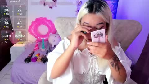 Nataliua Henao online show from 19, 4, 2026