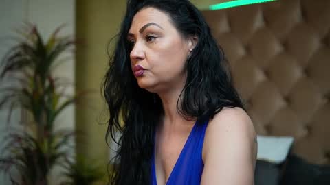 Snapshot of nataliareina chatting on 29, 12, 2024 Natalia online show from 29, 12, 2024