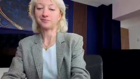 Natalie online show from 22, 4, 2026