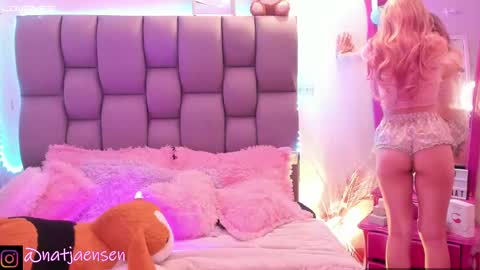 Snapshot of natalie_jaensen chatting on 4, 12, 2024 online show from 4, 12, 2024