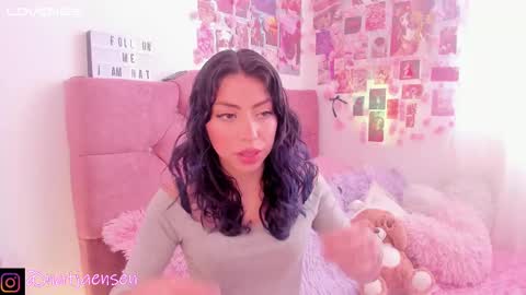 Snapshot of natalie_jaensen chatting on 9, 2, 2025 online show from 9, 2, 2025