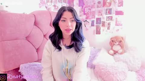 Snapshot of natalie_jaensen chatting on 14, 2, 2025 online show from 14, 2, 2025