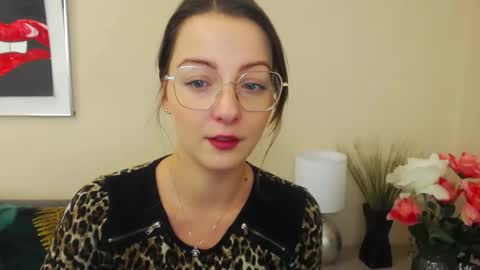Snapshot of natalie_live chatting on 4, 3, 2025 NatalieSexy online show from 4, 3, 2025