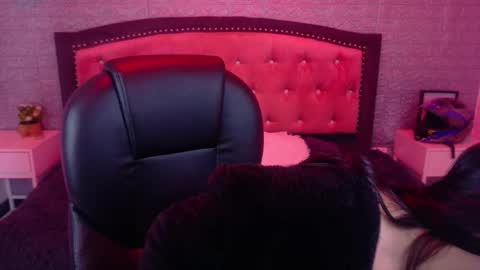 natalie  online show from 12, 2, 2026