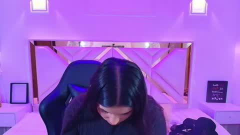 natalie  online show from 23, 7, 2026