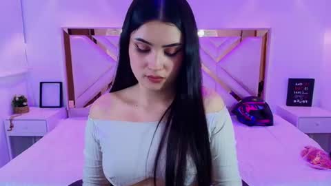 natalie  online show from 24, 7, 2026