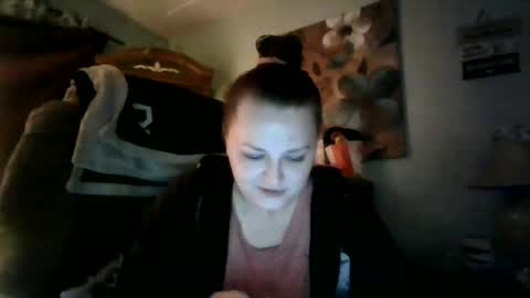 Natalie  online show from 5, 2, 2025