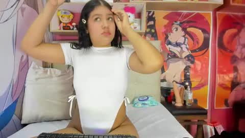 natalieevansx online show from 10, 5, 2026