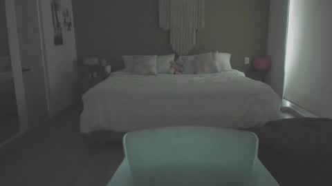 anatalybee online show from 16, 11, 2025