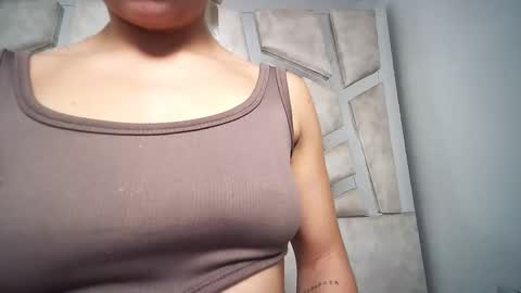 Natalye foster online show from 3, 2, 2025