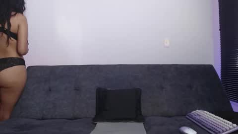   online show from 5, 12, 2025