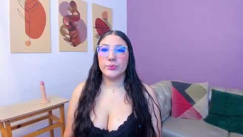 Nataly Meyer online show from 3, 11, 2025