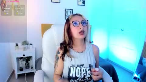 Snapshot of natasha__monroe chatting on 14, 6, 2026 Natasha online show from 14, 6, 2026