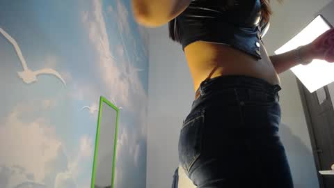 Snapshot of natasha_bernett chatting on 14, 1, 2025 Natasha Bernett online show from 14, 1, 2025