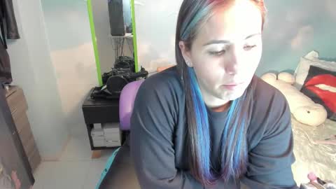 Snapshot of natasha_bernett chatting on 3, 10, 2025 Natasha Bernett online show from 3, 10, 2025