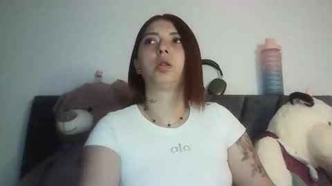 Snapshot of natasha_kein chatting on 25, 4, 2026 natalia online show from 25, 4, 2026