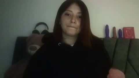 Snapshot of natasha_kein chatting on 25, 5, 2026 natalia online show from 25, 5, 2026