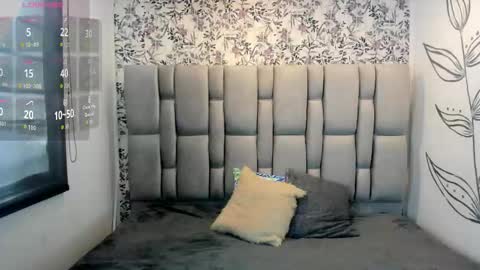 Snapshot of natasha_rose__ chatting on 12, 10, 2025 N A T A S H A online show from 12, 10, 2025