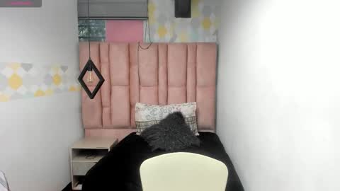 Snapshot of natasha_rose__ chatting on 21, 11, 2025 N A T A S H A online show from 21, 11, 2025