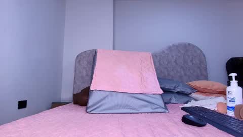 natasha_segura online show from 1, 6, 2026
